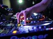 DJ para Festa de Debutante no Embu
